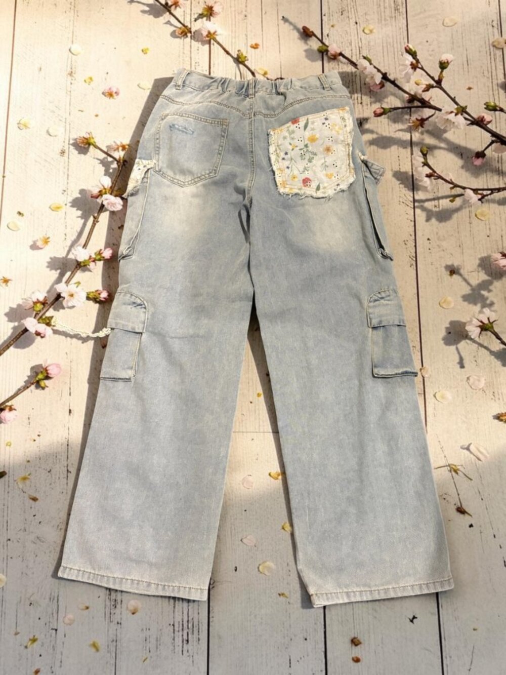 POL Denim Flowered Patchwork Jeans - Picture 2 of 6